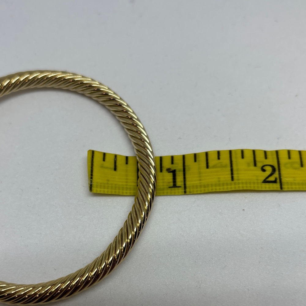 Elegant Gold-Toned Twisted Bangle with Multicolor Cabochon ‘Jewels’ - Picture 11 of 13